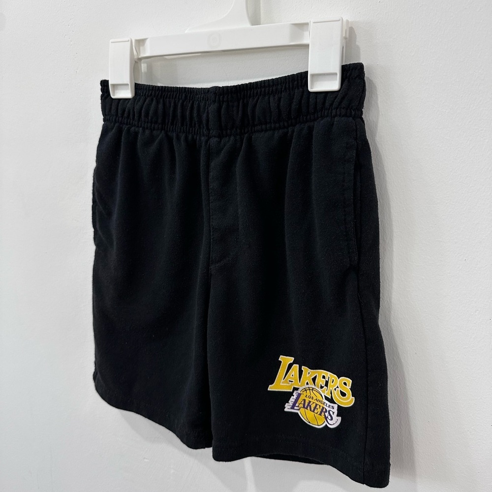 NBA Lakers Kids Black Shorts with Pockets - Size S (8) - Picture 3 of 12